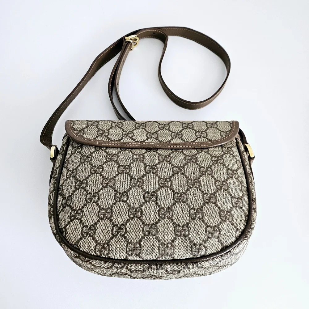 Gucci GG Supreme Small Rounded Crossbody Bag - Picture 6 of 10